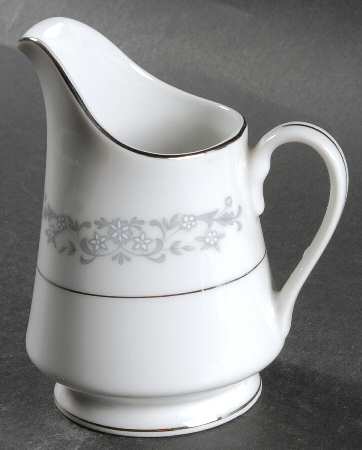 Windsor Creamer