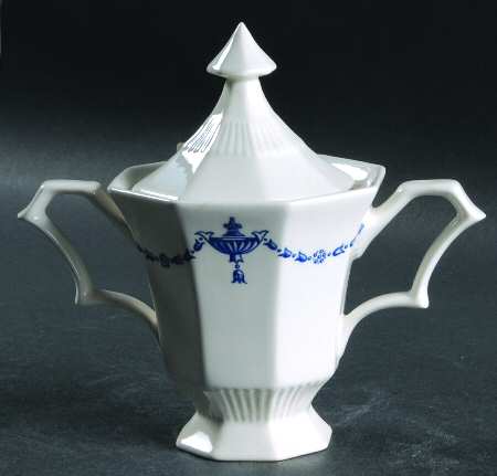 Ash Lawn Sugar Bowl & Lid