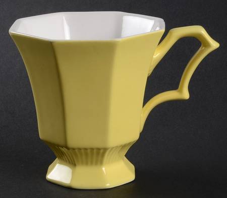 Daffodil  All Yellow Footed Cup