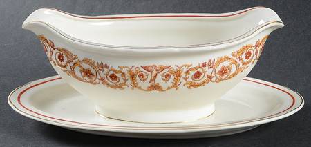 IND4 Gravy Boat with Attached Underplate