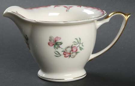 IND8 Creamer