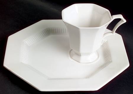 Independence White Snack Plate & Cup Set