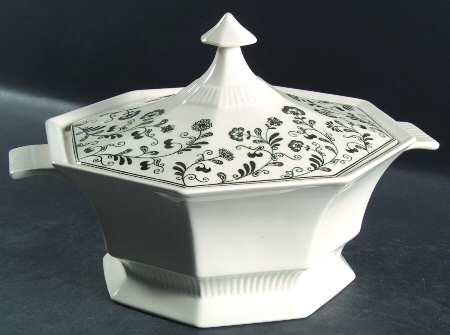 Millbrook 1.5 Qt Round Covered Casserole