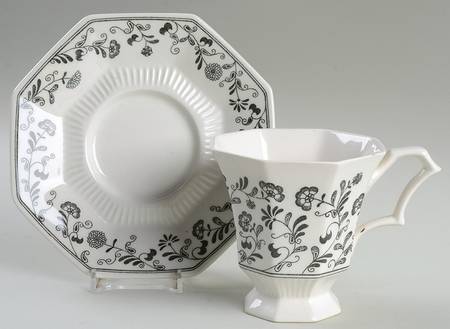 Millbrook Footed Cup & Saucer Set