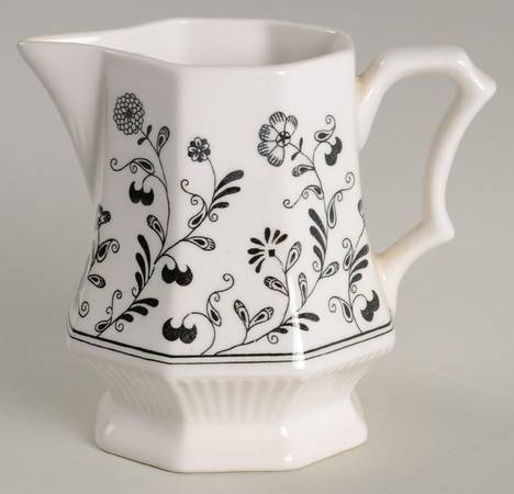 Millbrook Creamer