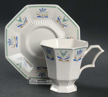Shenandoah Footed Cup & Saucer Set