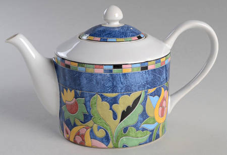 Fantasia Teapot & Lid