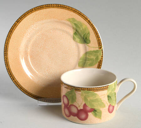 Newbury Flat Cup & Saucer Set