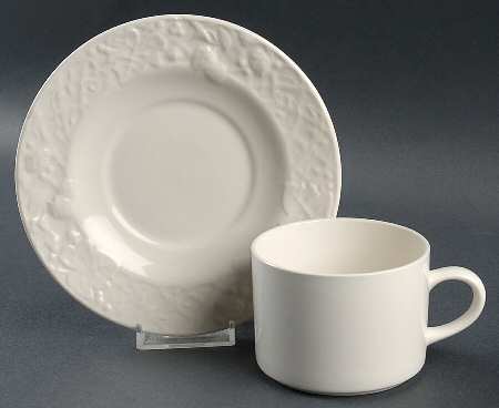 Arbor (65) Flat Cup & Saucer Set