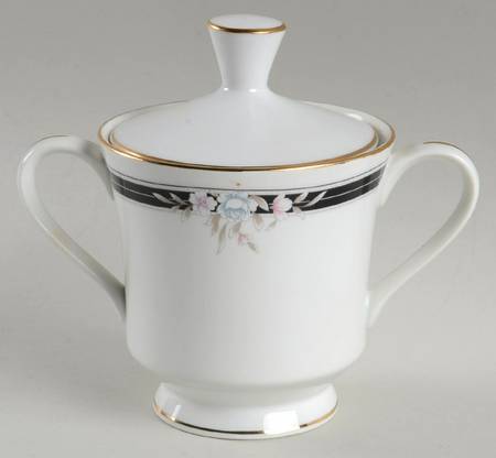 Chelsea Sugar Bowl & Lid