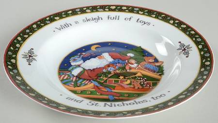 Christmas Story 9" All Purpose Serving Bowl