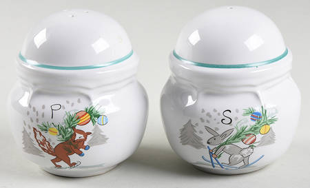 Country Christmas Salt & Pepper Set