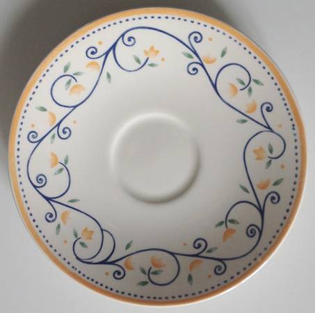 Country Dots Saucer