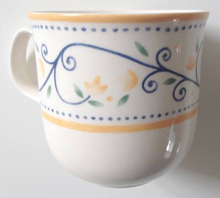Country Dots Flat Cup