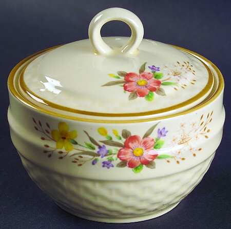 Creme De Chine Sugar Bowl & Lid