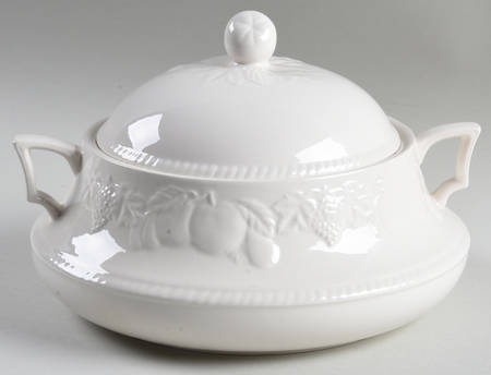 Devonshire Round Covered Vegetable