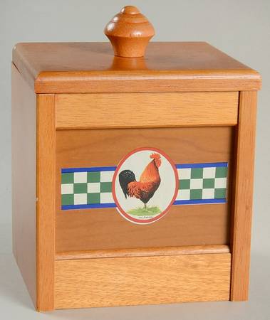 Ella's Rooster Small Wood Canister & Lid