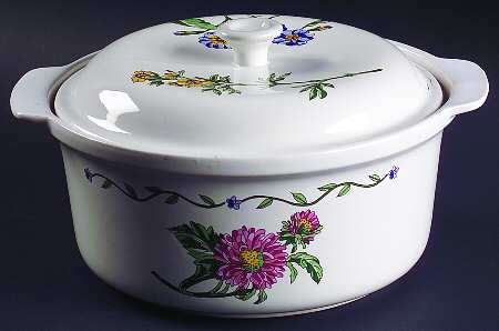 Garden Path 2 Qt Round Covered Casserole