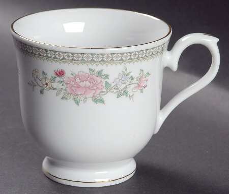Gardena Footed Cup