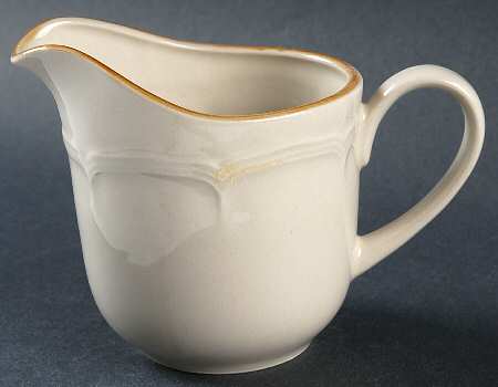 Golden Hills Creamer