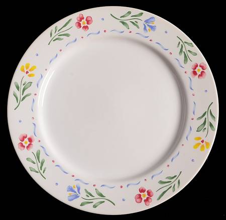 Greta (Rim, No Trim) Salad Plate
