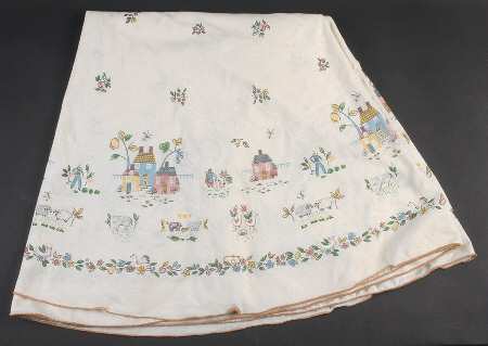 Heartland 70" Round Tablecloth