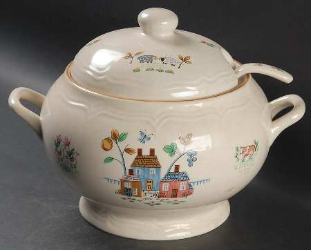 Heartland Tureen & Lid w/Ladle