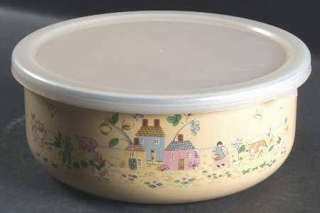 Heartland 71/4" Metal Bowl W/Plastic Lid