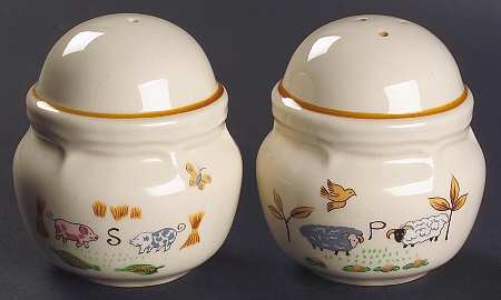 Heartland Salt & Pepper Set