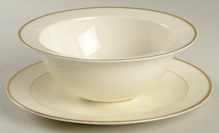 High Point (Ivory Background) Gravy Boat with Attached Underplate