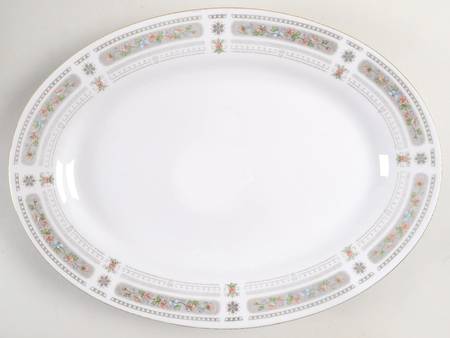 Illusion 14" Oval Serving Platter