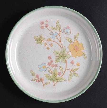 Laurel Salad Plate
