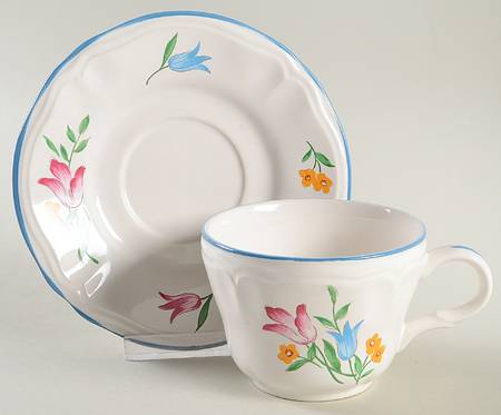 Love Flat Cup & Saucer Set
