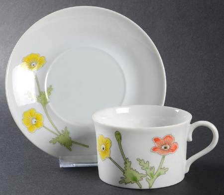 Lyric Flat Cup & Saucer Set