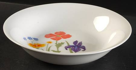 Marianne 9" Round Vegetable Bowl