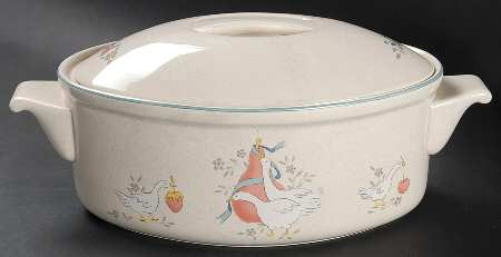 Marmalade 2 Quart Oval Covered Casserole