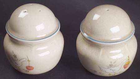 Marmalade Salt & Pepper Set by International