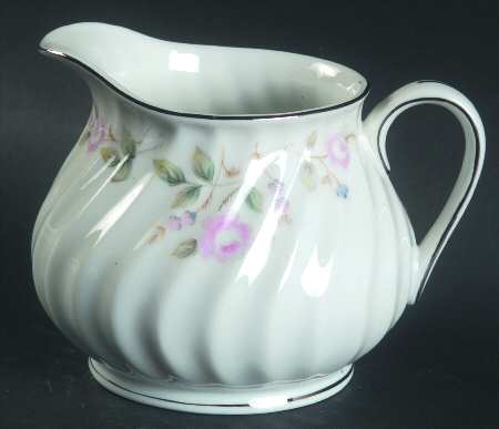 Memories Creamer