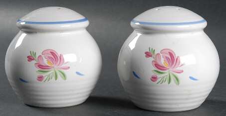 New Tradition Salt & Pepper Set
