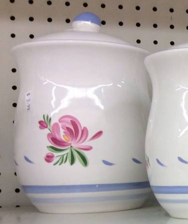 New Tradition Extra Large Canister & Lid