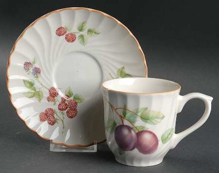 Newbury Flat Cup & Saucer Set