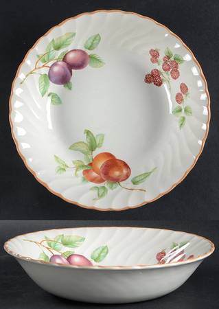 Newbury 9" Round Vegetable Bowl