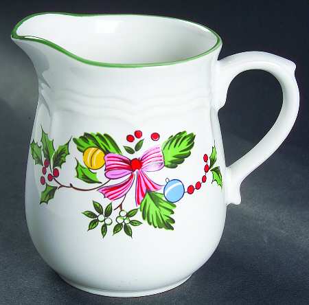 Noel (Band 1-4" From Edge) Creamer