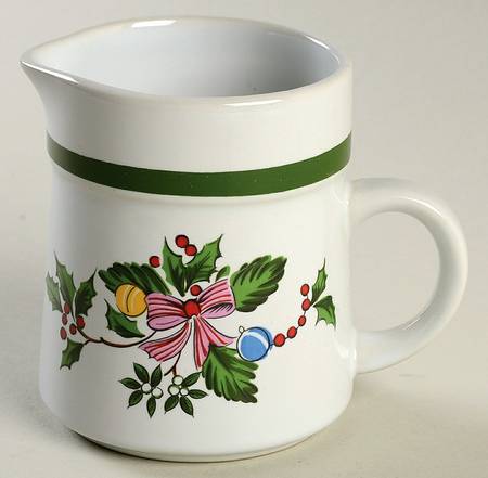 Noel (Band 1-4" From Edge) Creamer