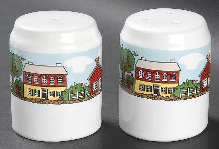 Old Salem Salt & Pepper Set