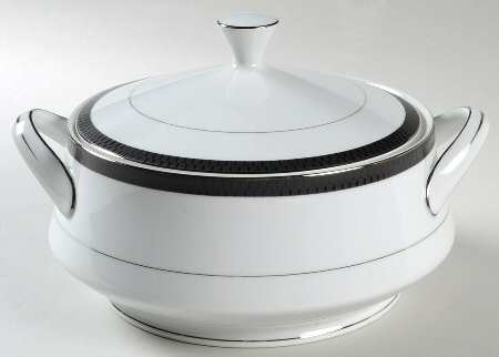 Regina Round Covered Vegetable