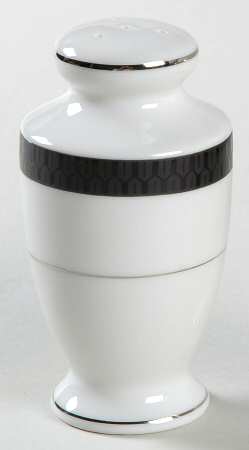 Regina Pepper Shaker