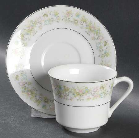 Romance Flat Cup & Saucer Set