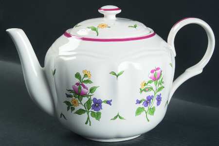 Rosalynn Teapot & Lid