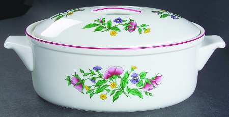 Rosalynn 2 Quart Oval Covered Casserole